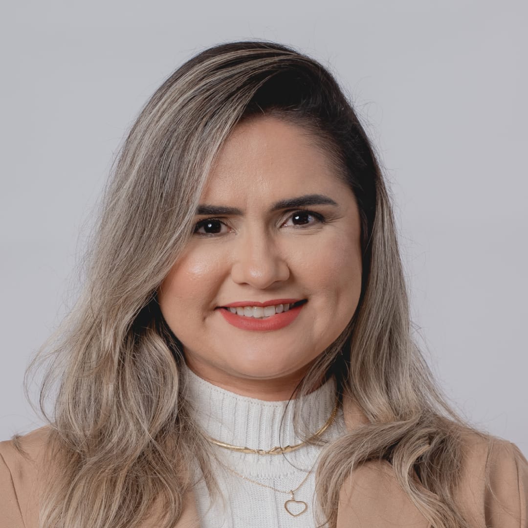 Mychela-Oliveira
